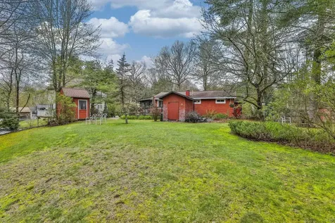 3 Edward Lane Merrimack NH 03054