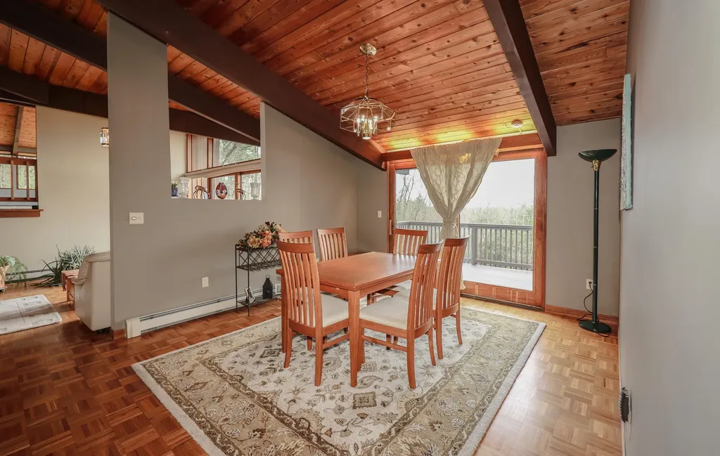 7 Monadnock Lane Bedford NH 03110