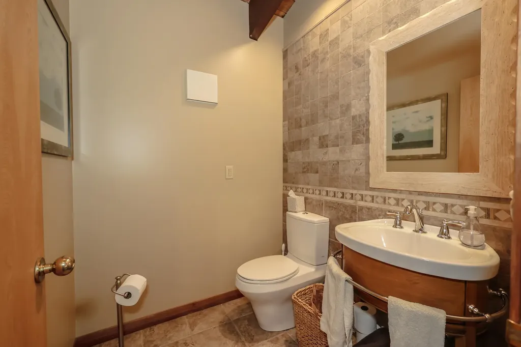 7 Monadnock Lane Bedford NH 03110