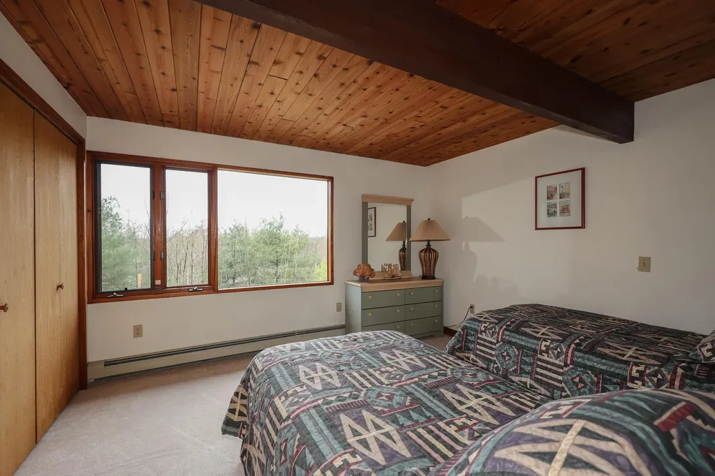 7 Monadnock Lane Bedford NH 03110