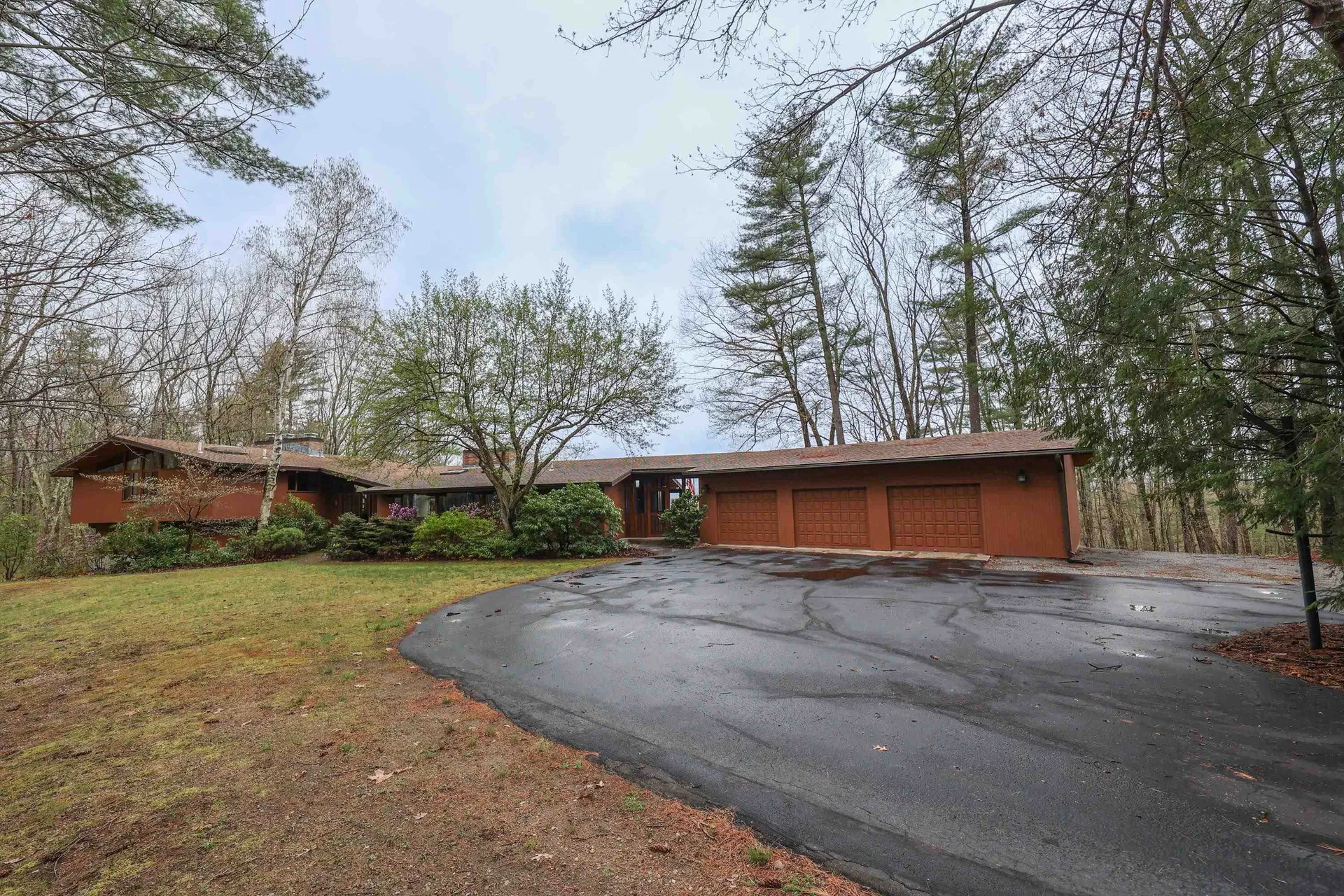7 Monadnock Lane Bedford NH 03110
