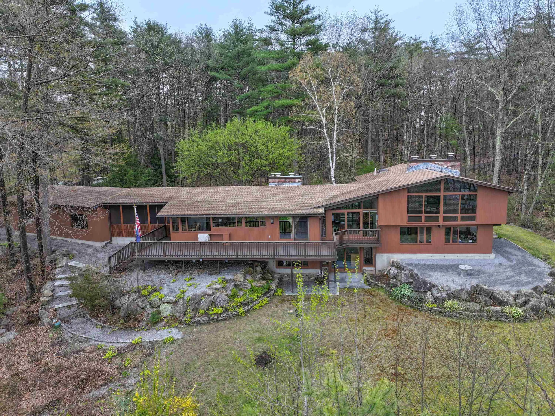 7 Monadnock Lane Bedford NH 03110