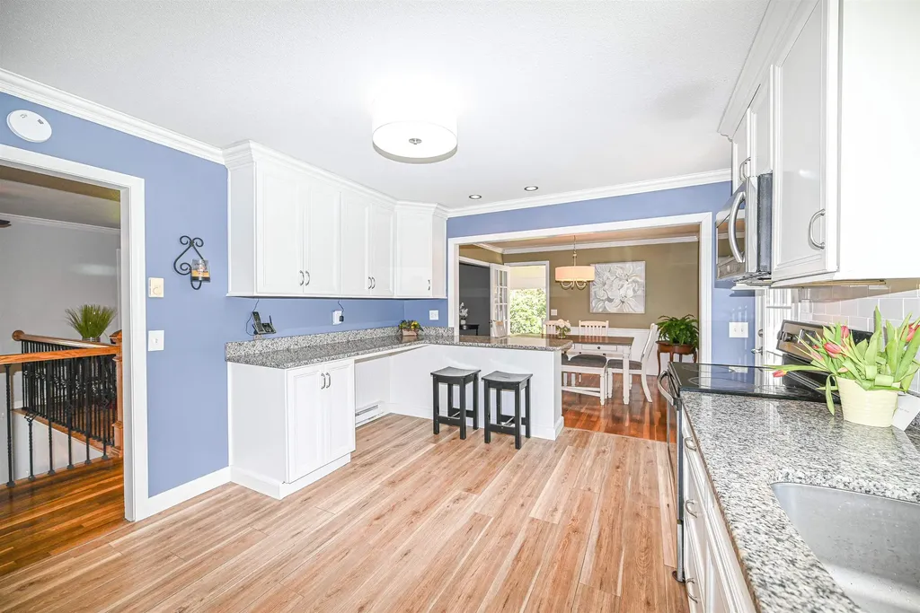 7 Wildwood Drive Bedford NH 03110