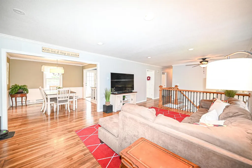 7 Wildwood Drive Bedford NH 03110