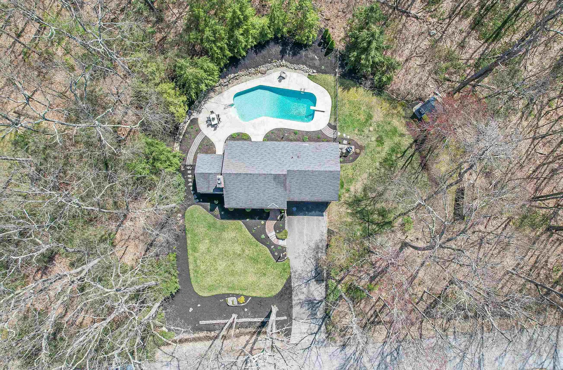 7 Wildwood Drive Bedford NH 03110