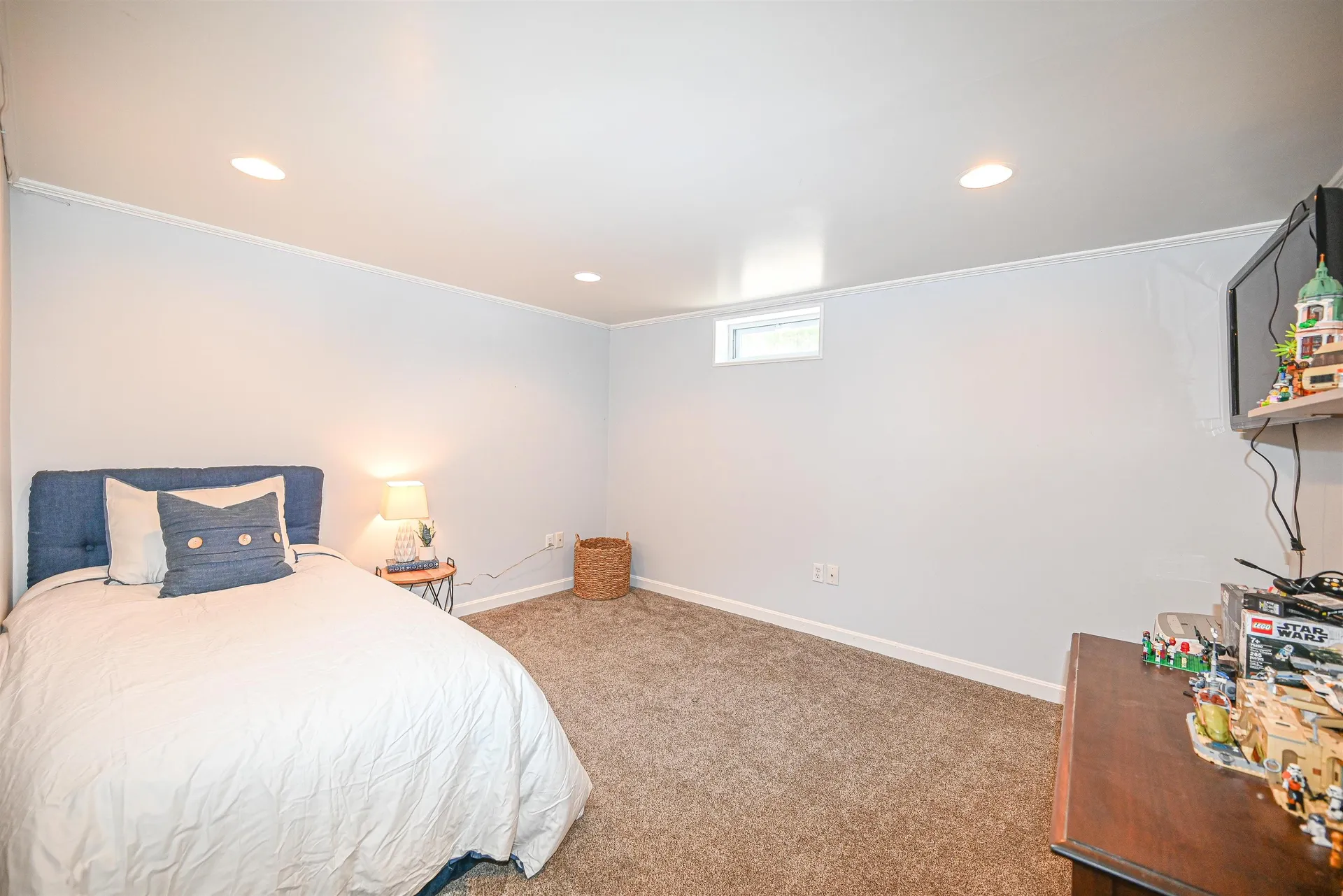 7 Wildwood Drive Bedford NH 03110