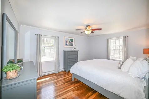 7 Wildwood Drive Bedford NH 03110