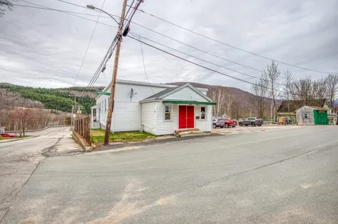 1 Wentworth Avenue Gorham NH 03581
