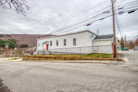 1 Wentworth Avenue Gorham NH 03581