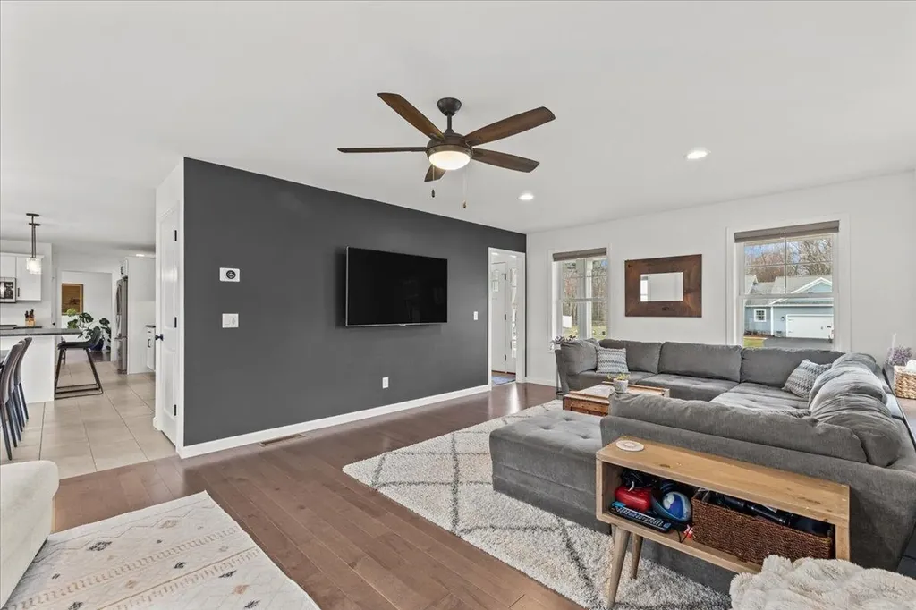 296 Annas Court Colchester VT 05446