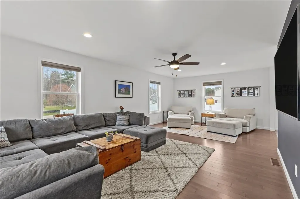 296 Annas Court Colchester VT 05446