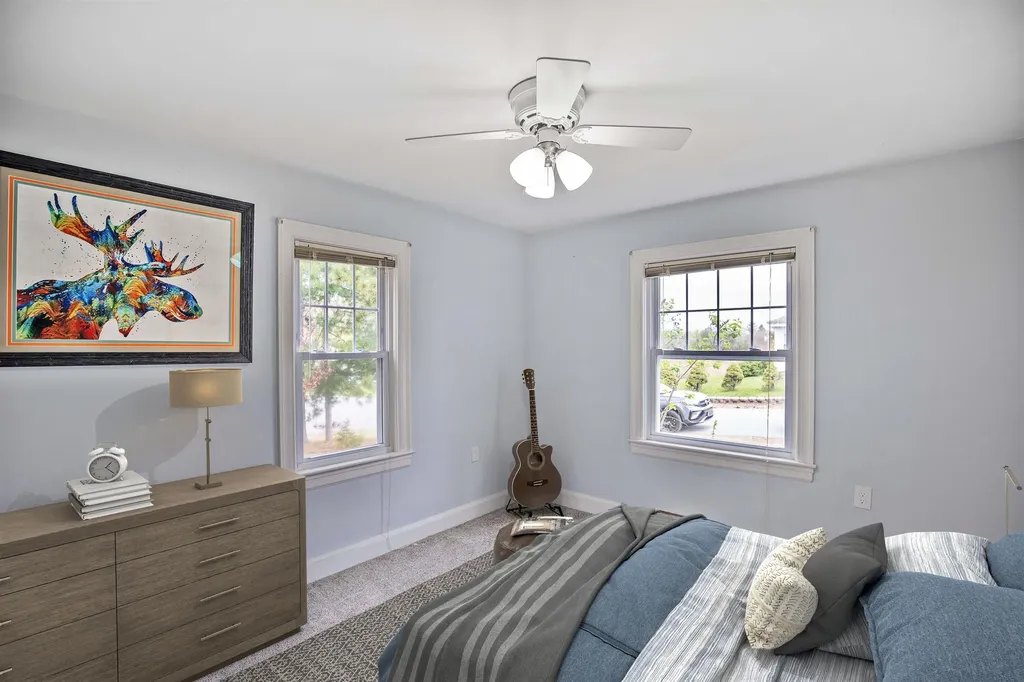 8 Benning Street Salem NH 03079