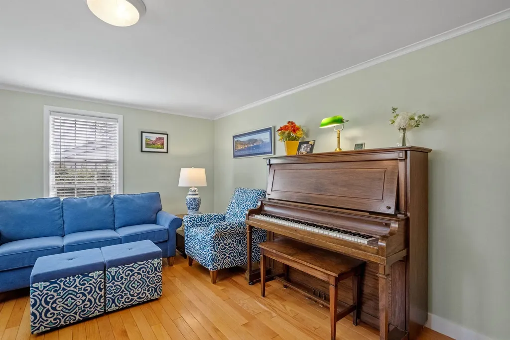 239 Holman Street Laconia NH 03246