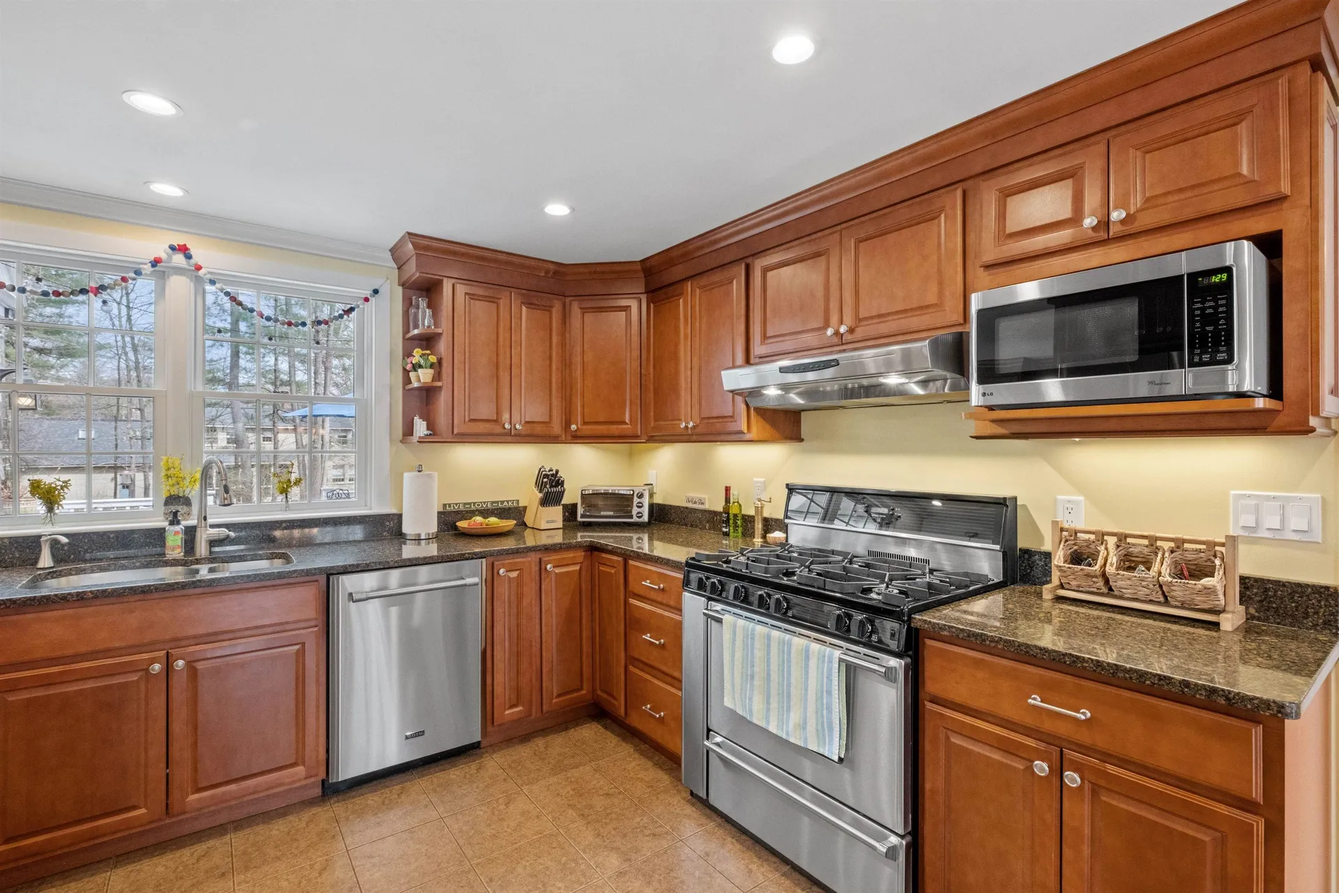 239 Holman Street Laconia NH 03246