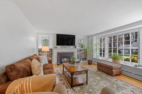 239 Holman Street Laconia NH 03246