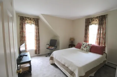 20 Sergeant Way Barrington NH 03825