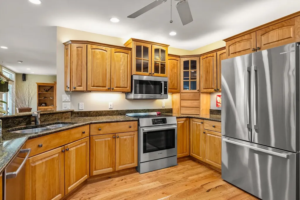 9 Gerrys Lane Dover NH 03820