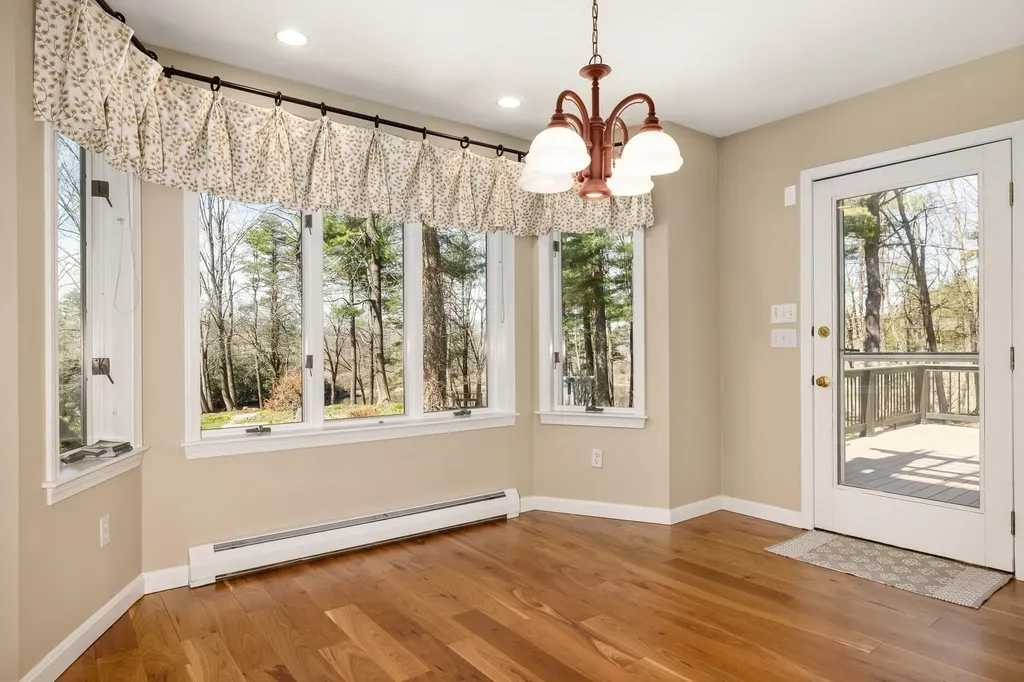 9 Gerrys Lane Dover NH 03820