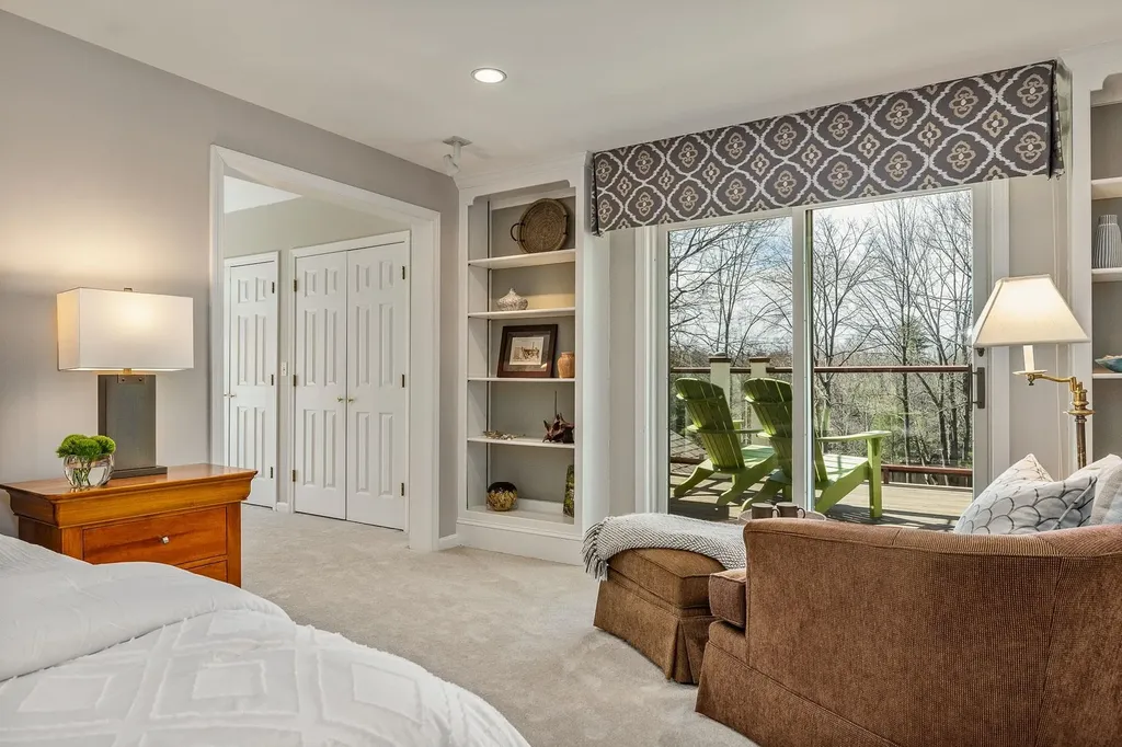 9 Gerrys Lane Dover NH 03820