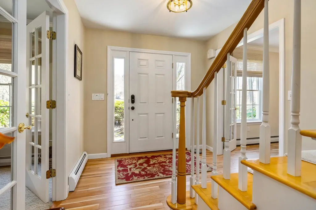9 Gerrys Lane Dover NH 03820