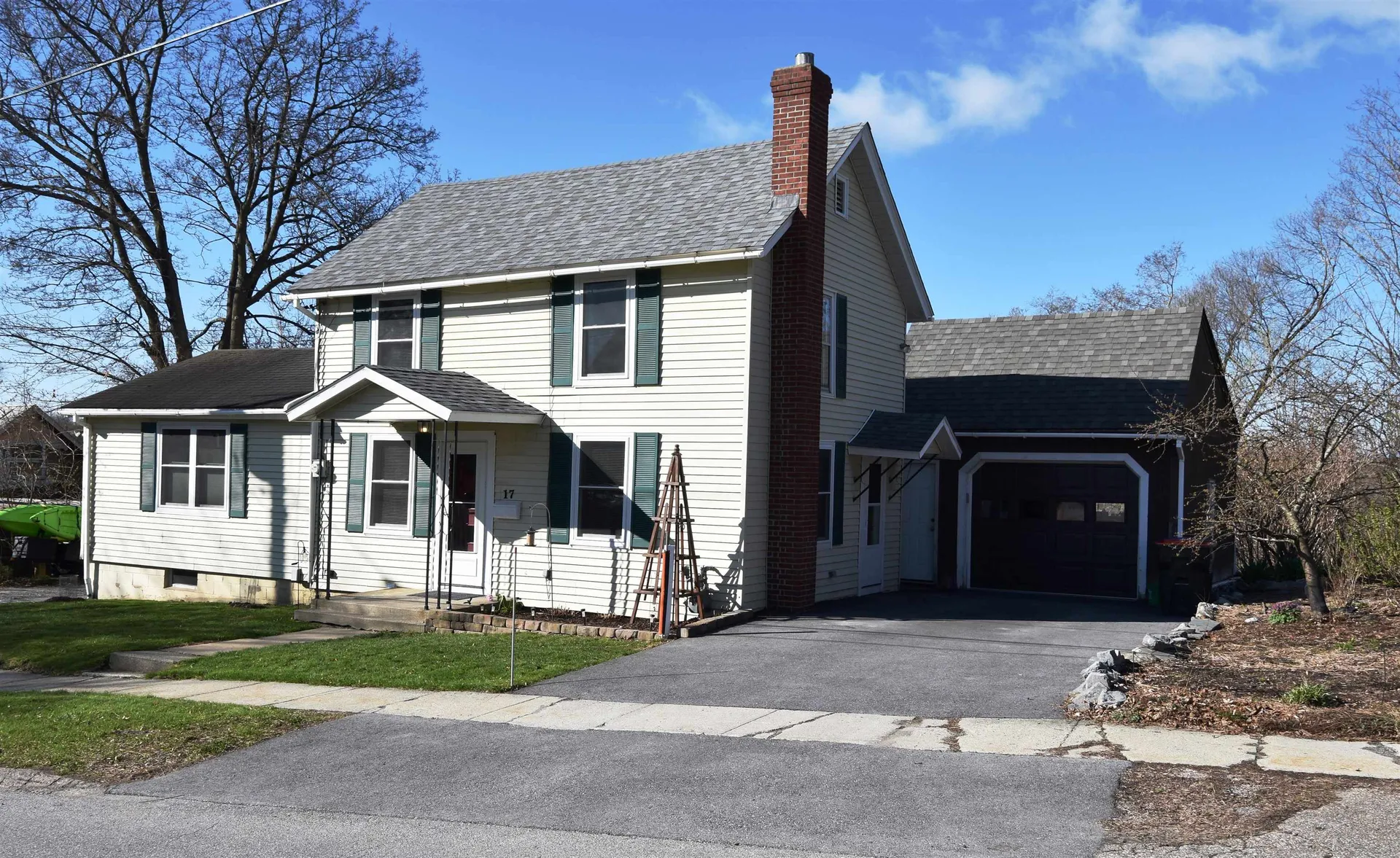 17 Comfort Hill Vergennes VT 05491