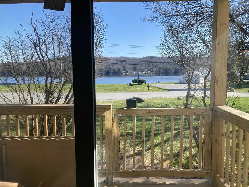 11 Marsten Lane Enfield NH 03748