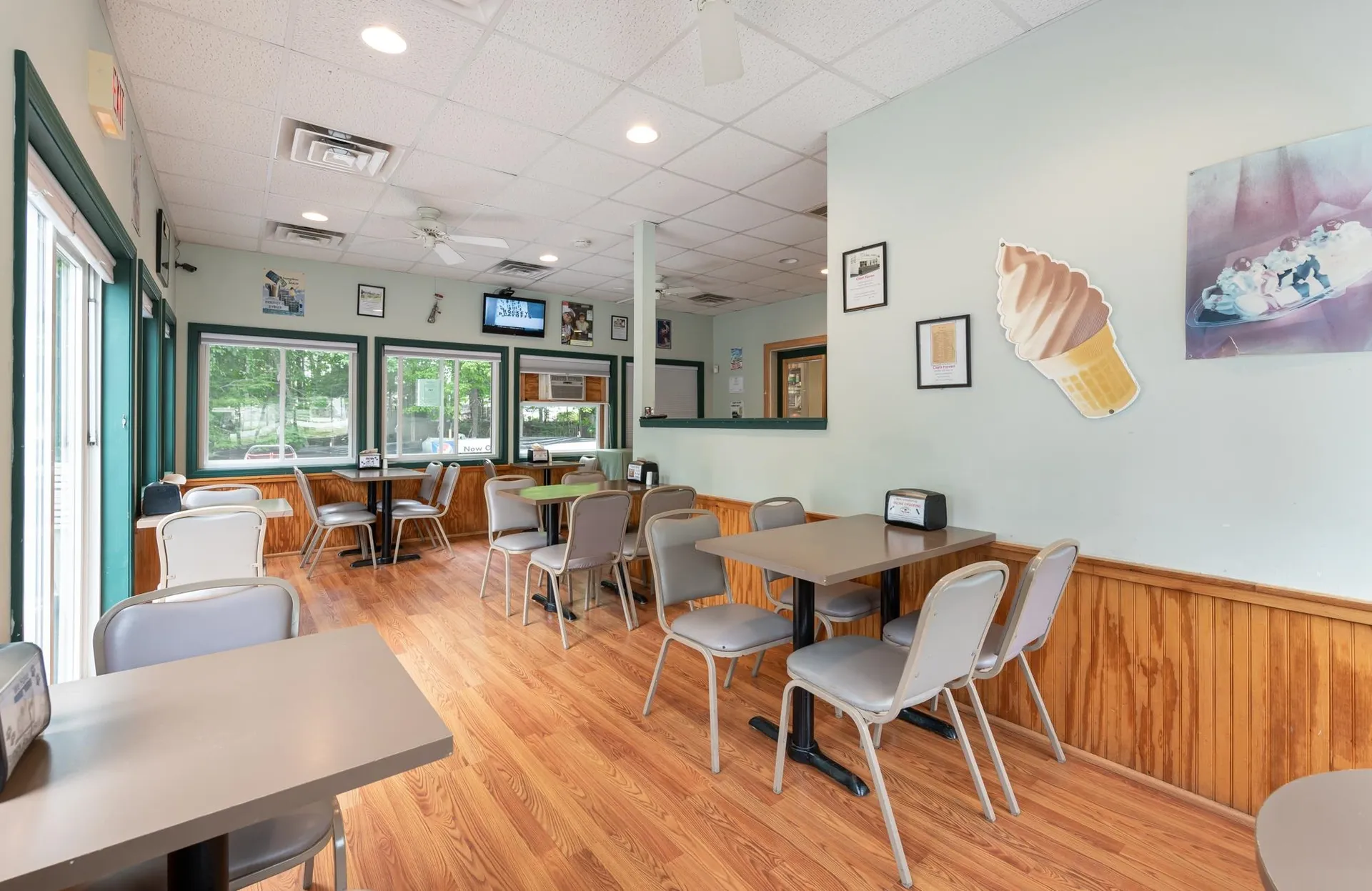 272 Calef Highway Epping NH 03042