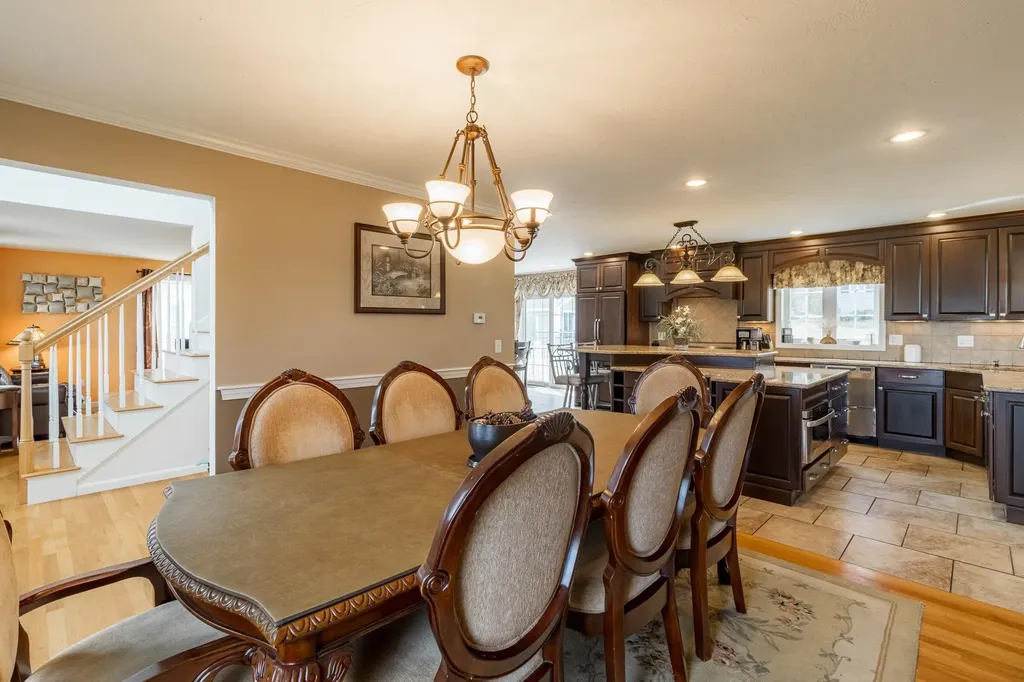 37 Longview Circle Pelham NH 03076
