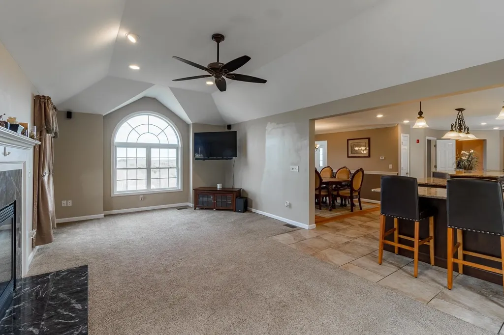 37 Longview Circle Pelham NH 03076