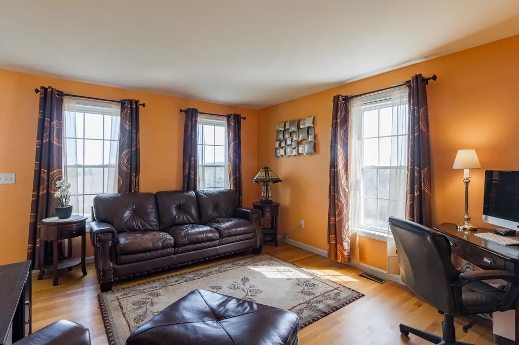 37 Longview Circle Pelham NH 03076