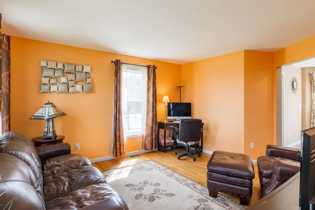 37 Longview Circle Pelham NH 03076