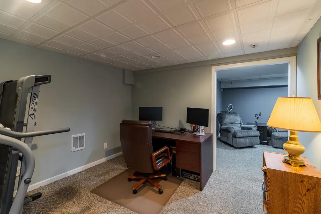 37 Longview Circle Pelham NH 03076