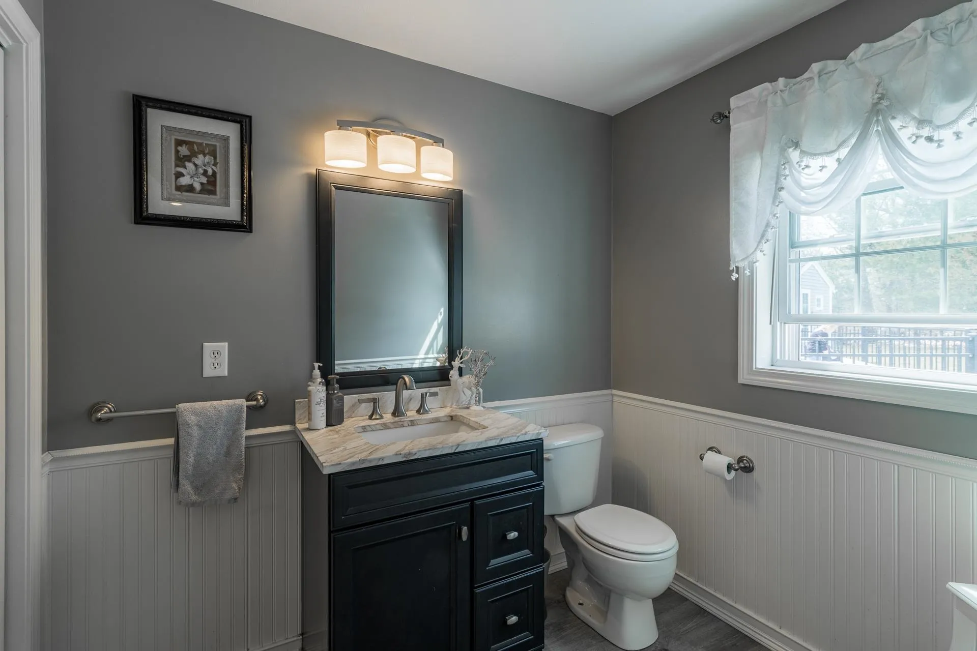 37 Longview Circle Pelham NH 03076
