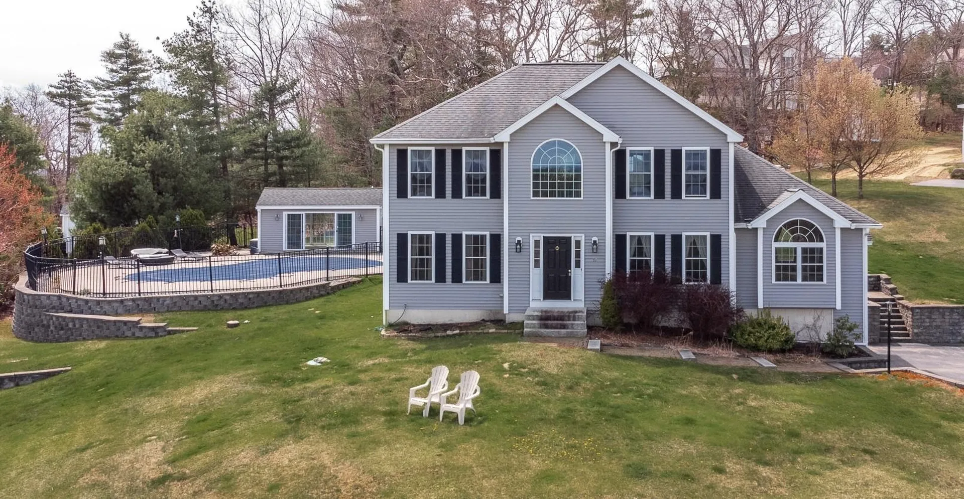 37 Longview Circle Pelham NH 03076