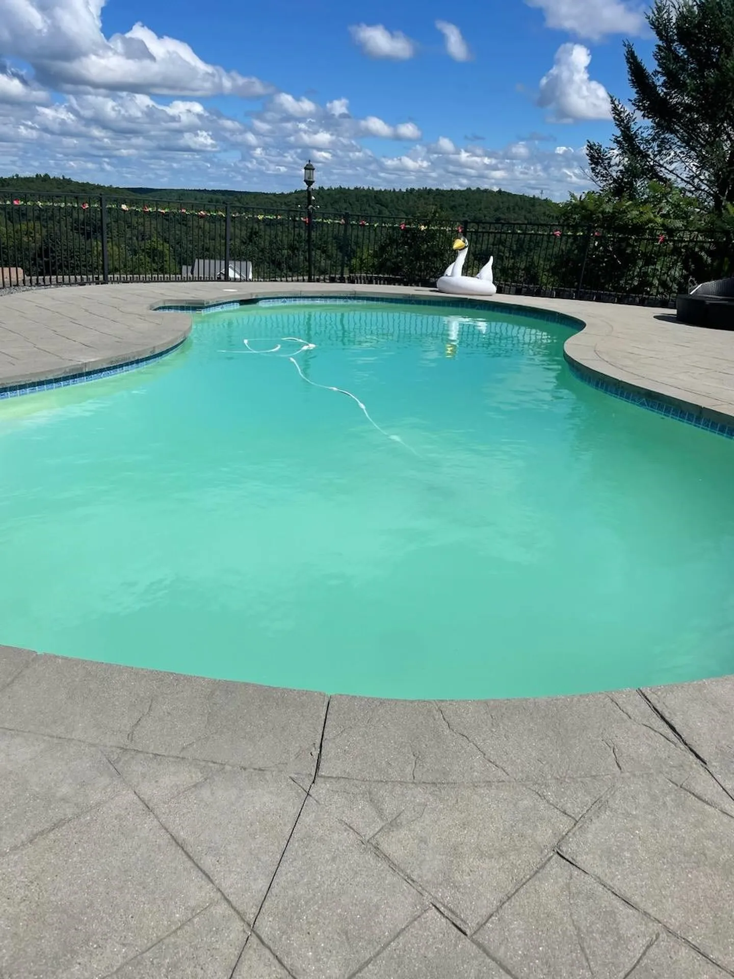 37 Longview Circle Pelham NH 03076