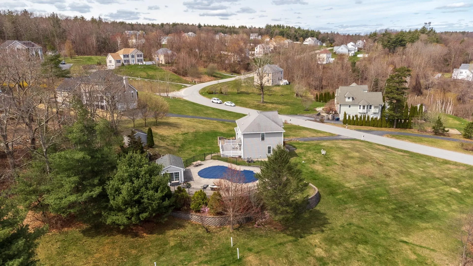 37 Longview Circle Pelham NH 03076