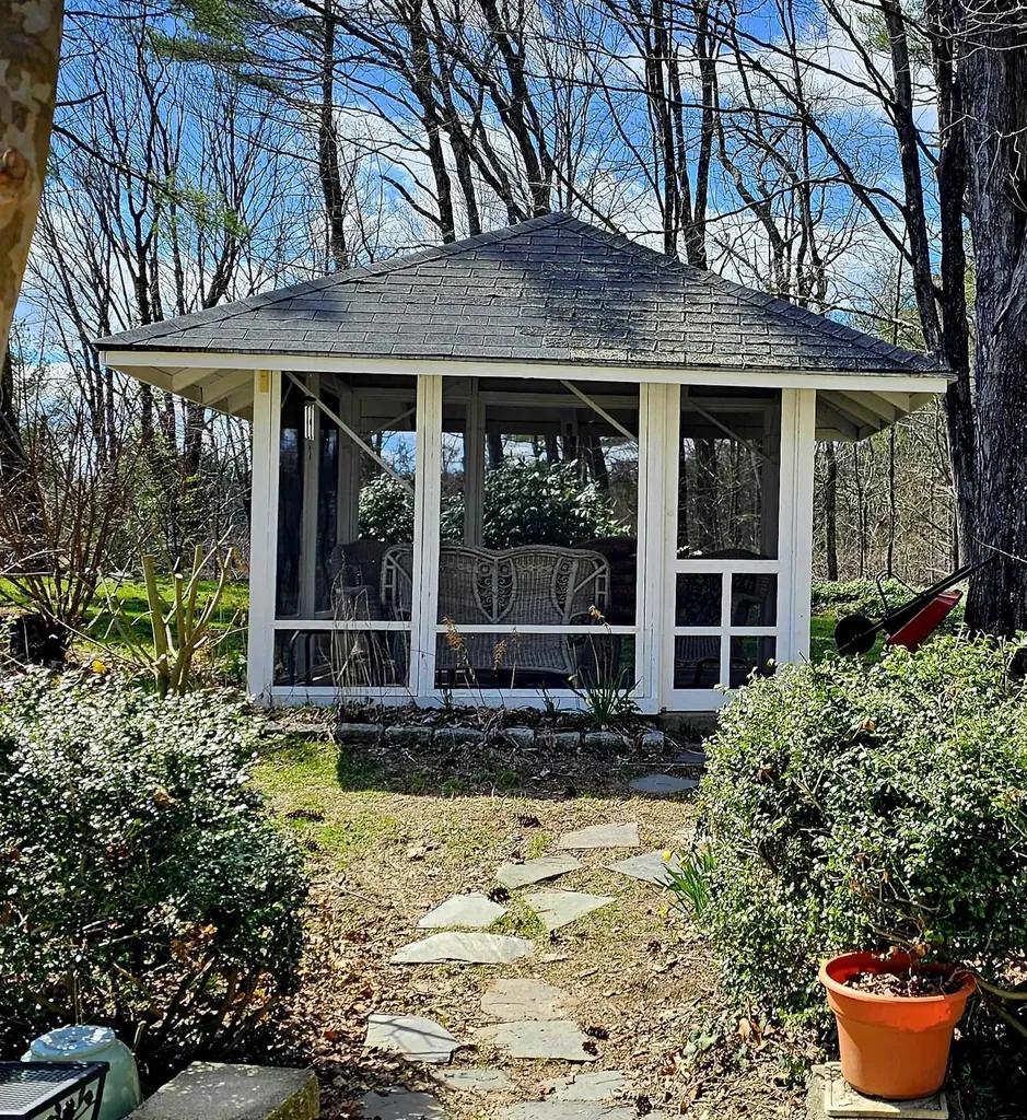 19 Mount Gilboa Road Westmoreland NH 03467