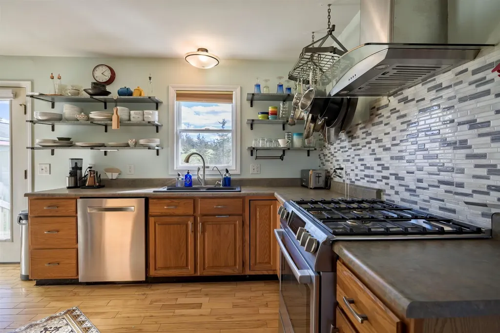 1367 Town Line Road Bridport VT 05734