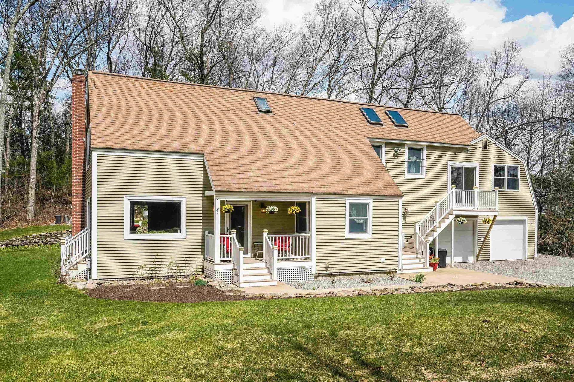 4 Beach Road Sandown NH 03873