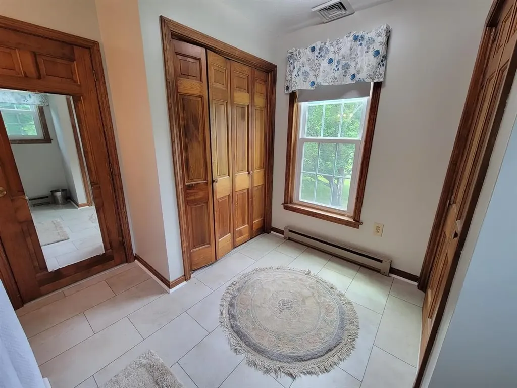 84 Giles Road East Kingston NH 03827
