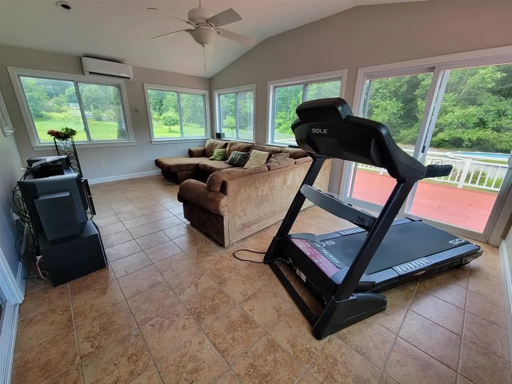 84 Giles Road East Kingston NH 03827