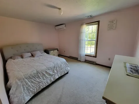 84 Giles Road East Kingston NH 03827
