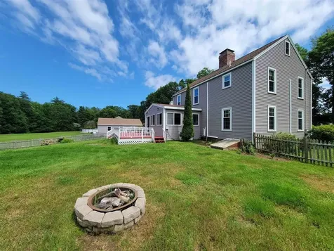 84 Giles Road East Kingston NH 03827