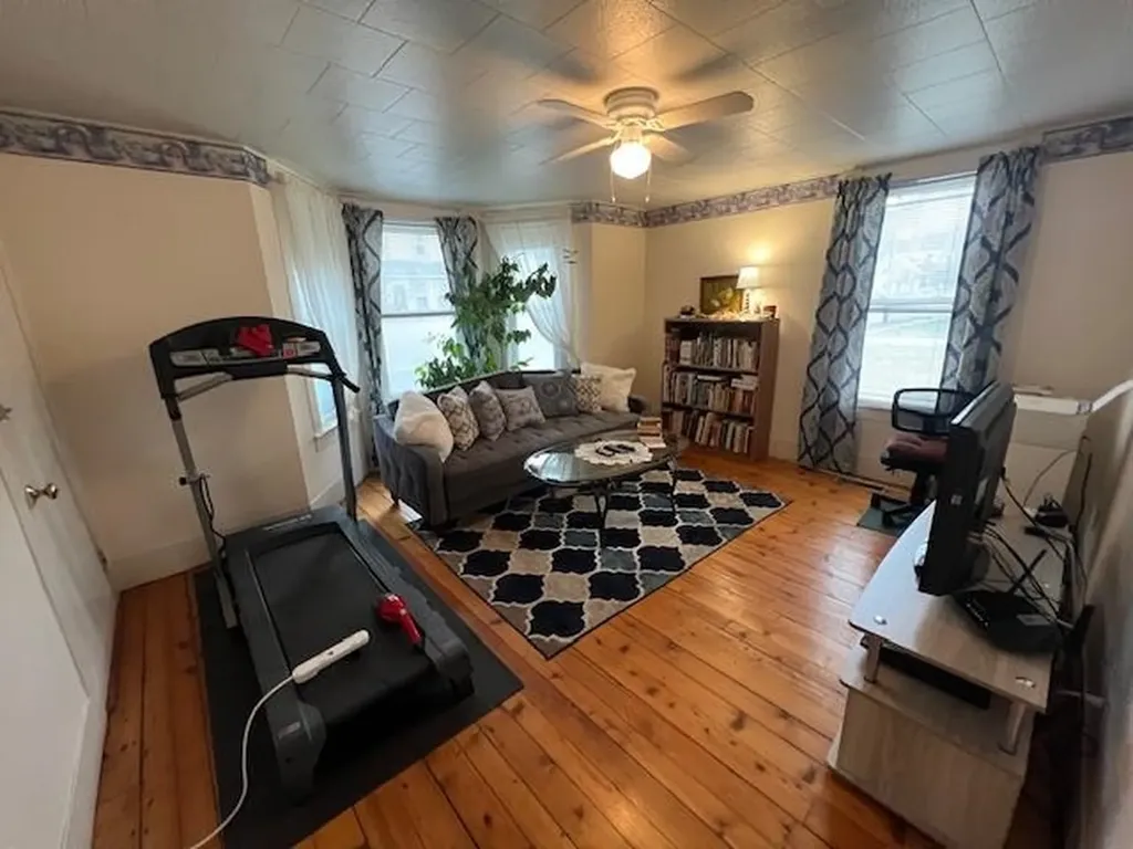 76 Elm Street Hardwick VT 05843