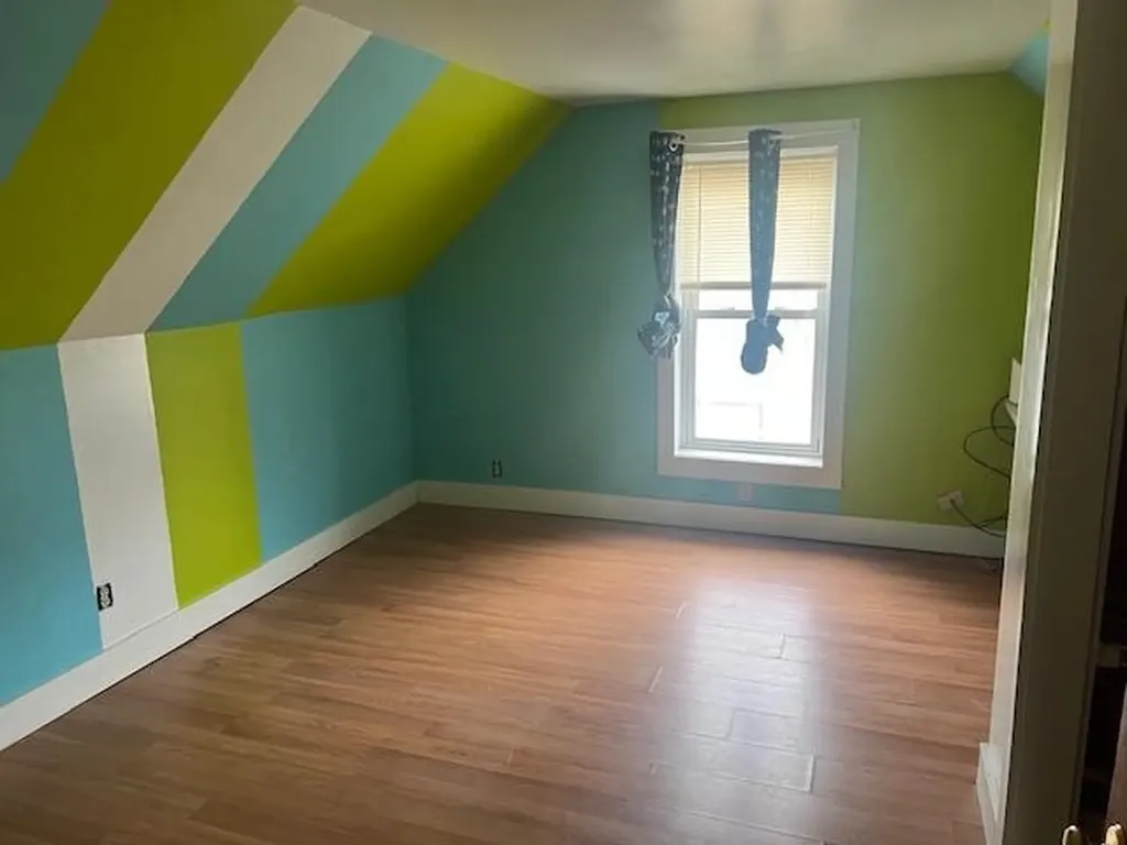 76 Elm Street Hardwick VT 05843