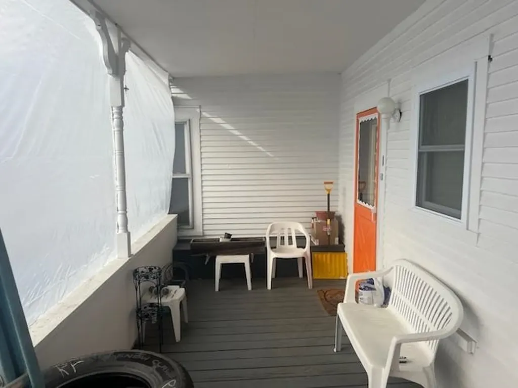 76 Elm Street Hardwick VT 05843