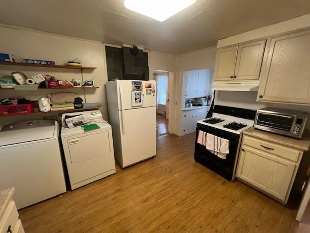 76 Elm Street Hardwick VT 05843