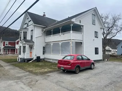 76 Elm Street Hardwick VT 05843