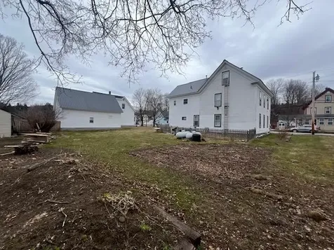 76 Elm Street Hardwick VT 05843