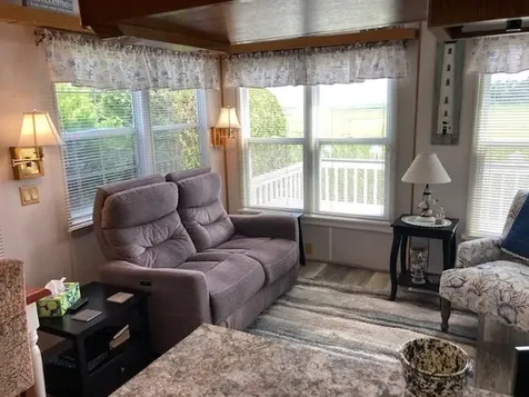 308 Route 286 Seabrook NH 03874